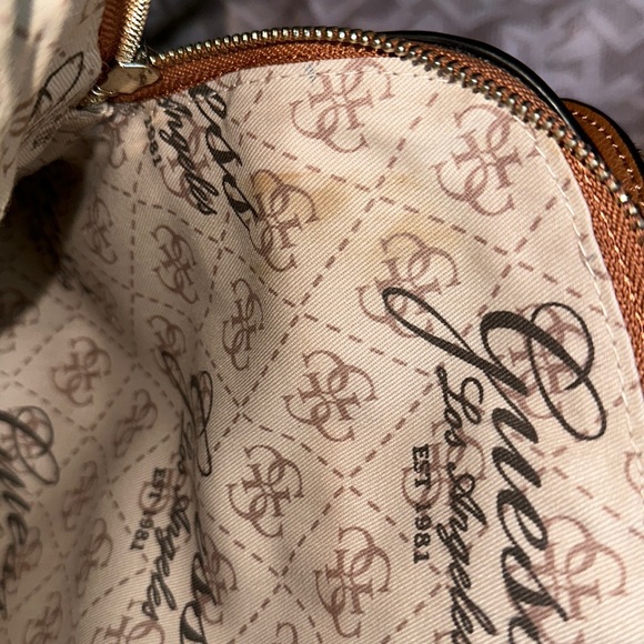 Guess handbag - Picture 8 of 8